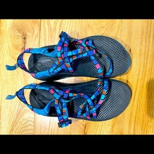 Girls Size 4 Chaco Sandal